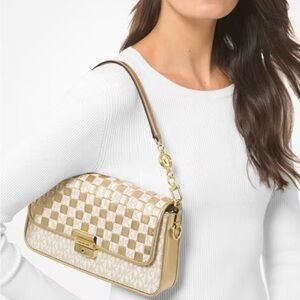 ❤️Michael Kors NWOT Bradshaw Small Woven Metallic Leather Bag.